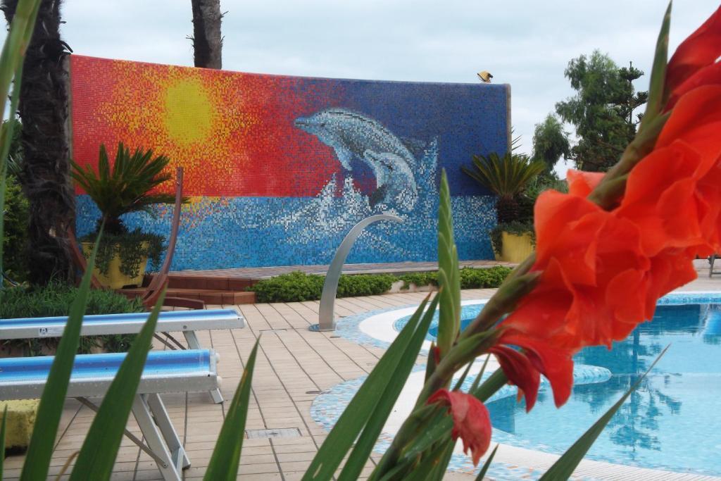רוזטו דליי אברוצי Hotel Marina מראה חיצוני תמונה