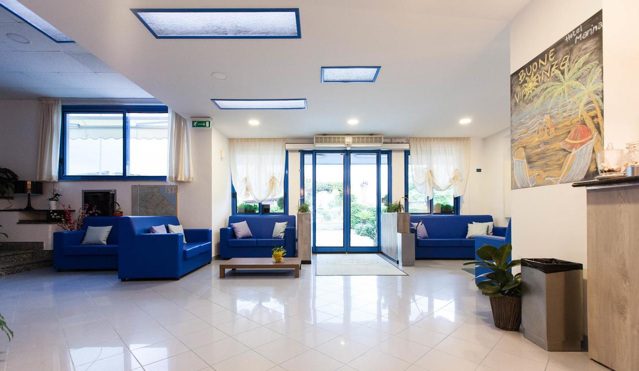 רוזטו דליי אברוצי Hotel Marina מראה חיצוני תמונה