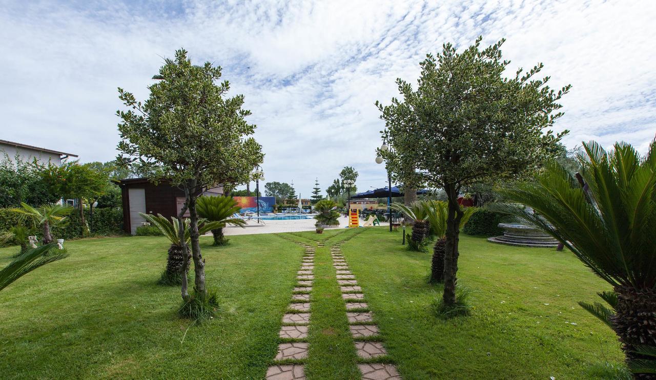 רוזטו דליי אברוצי Hotel Marina מראה חיצוני תמונה