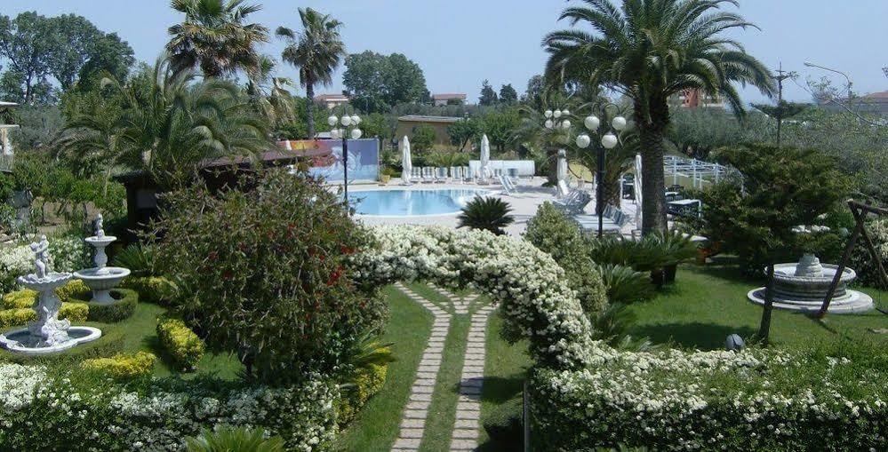 רוזטו דליי אברוצי Hotel Marina מראה חיצוני תמונה